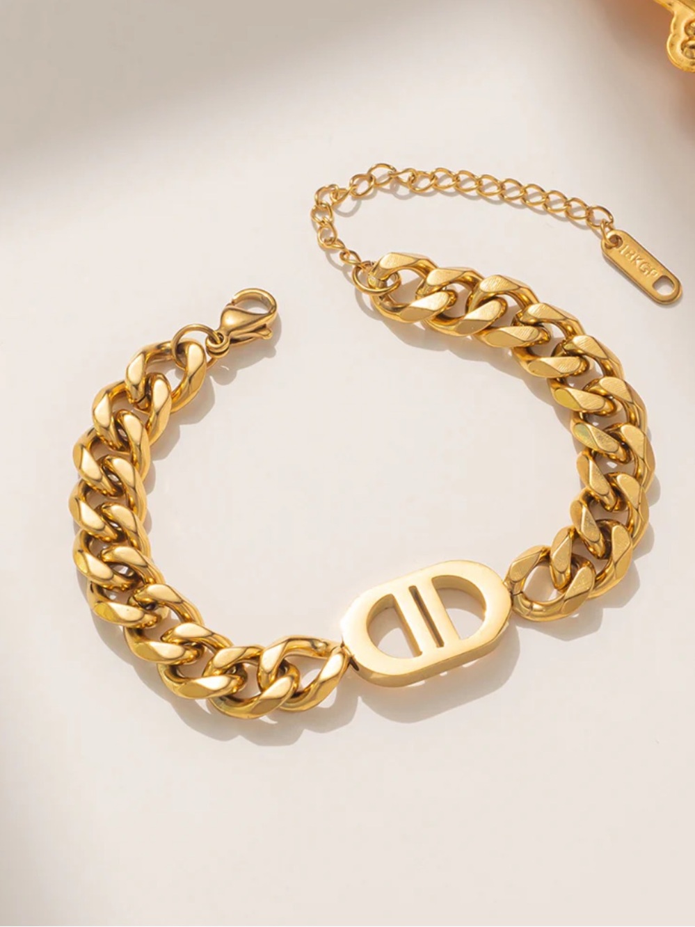 Tarnish Free,water resistant gold Cuban link bracelet